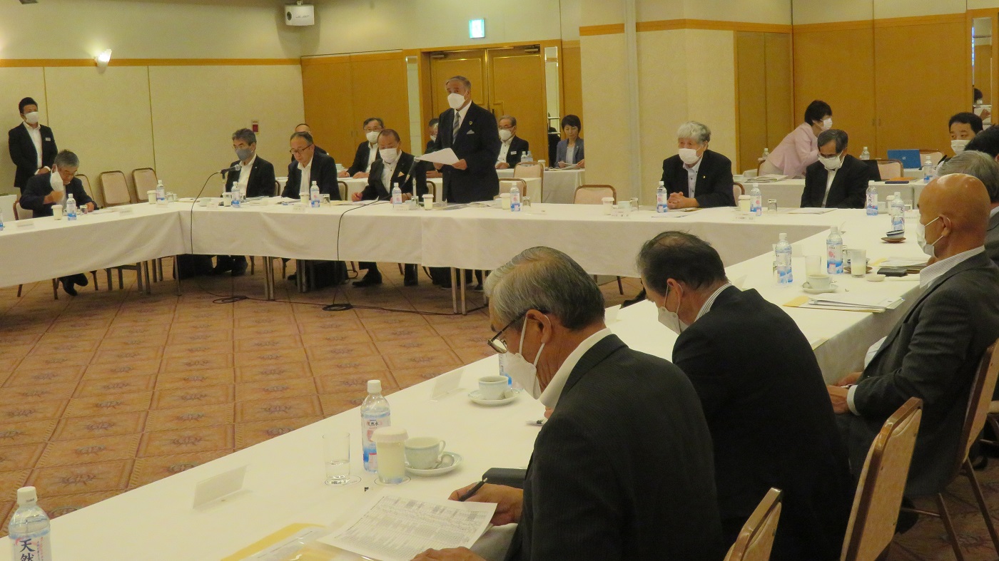 東京で開かれた全国酪農協会の総会