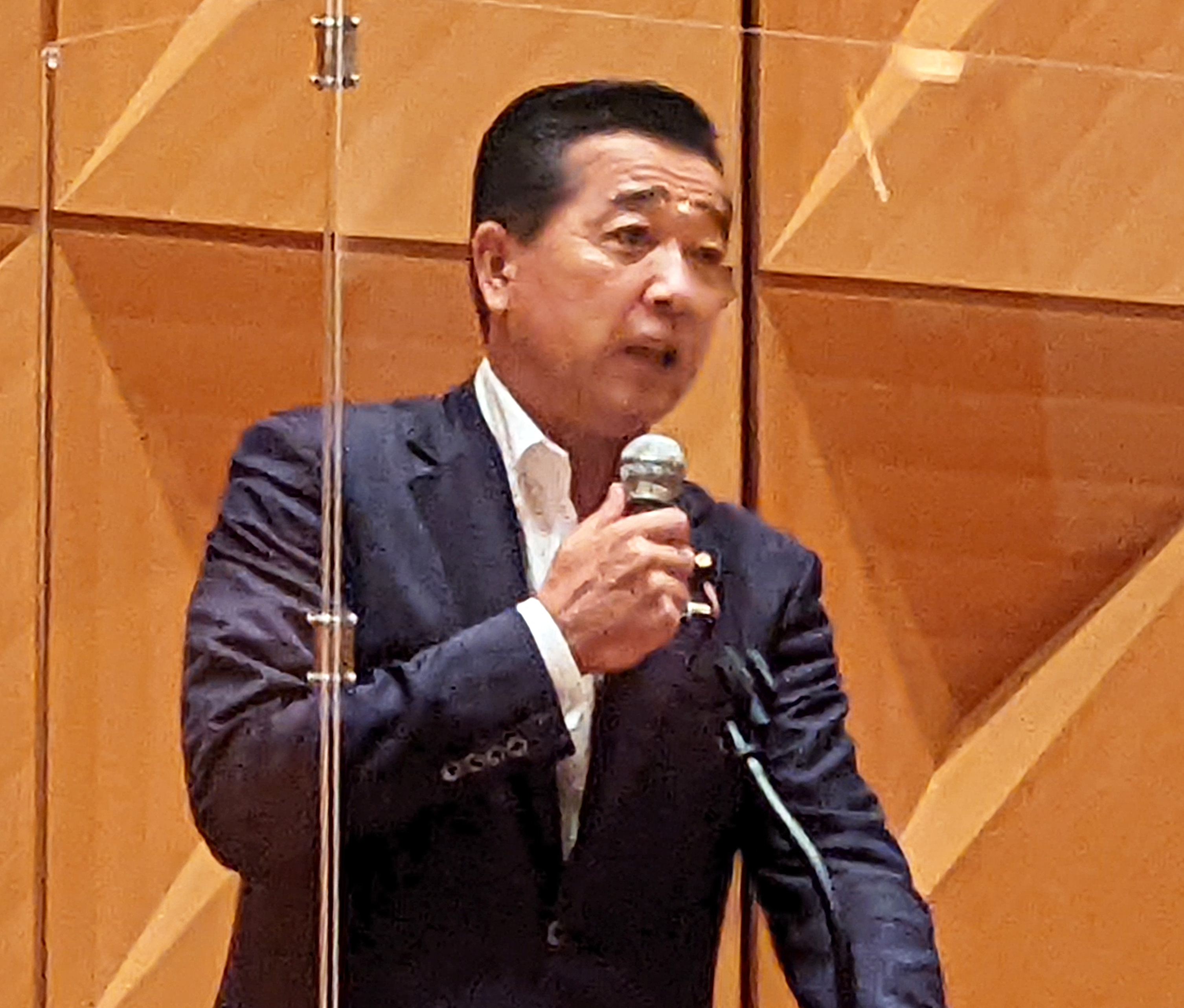 日本メイズ生産者協会のシンポジウムで講演する藤木眞也農水政務官