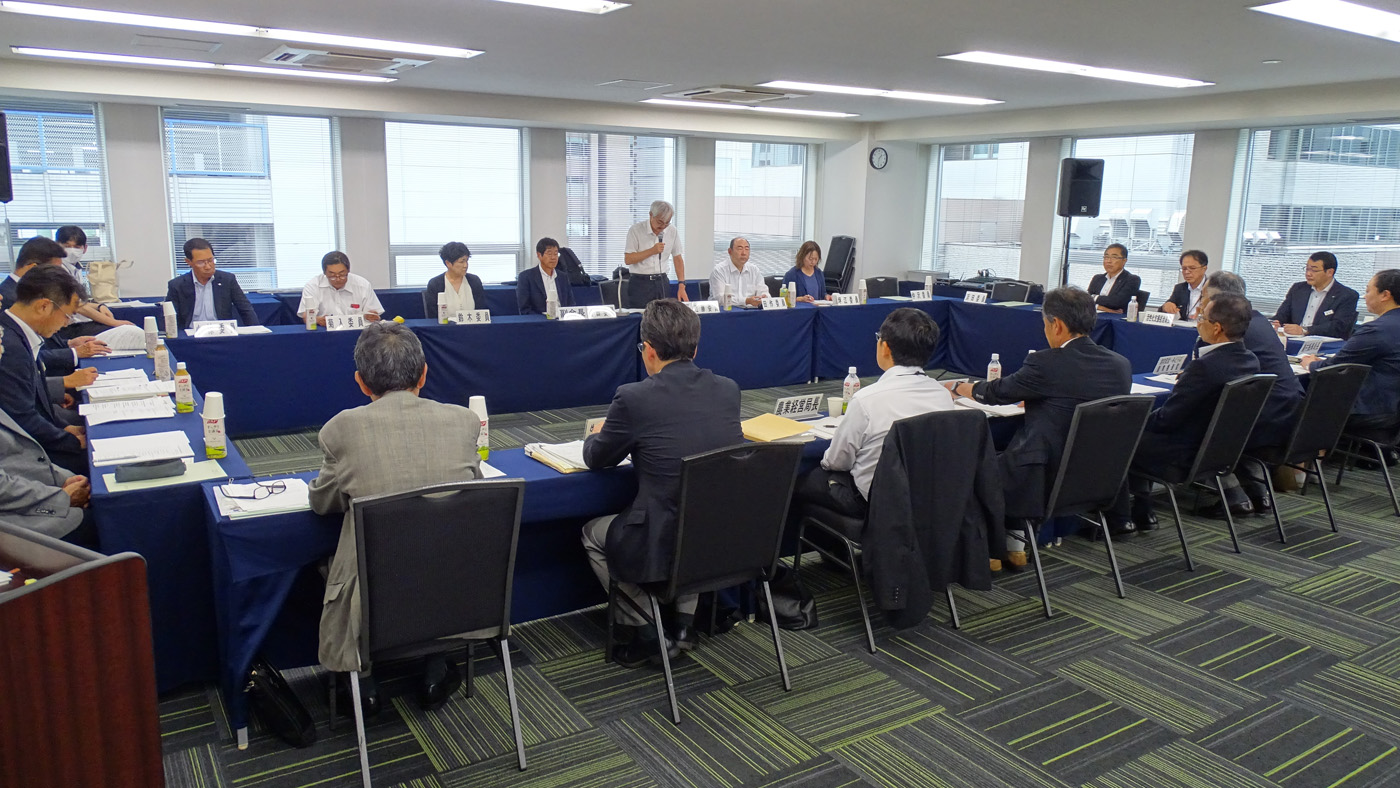 札幌で開かれた審議会