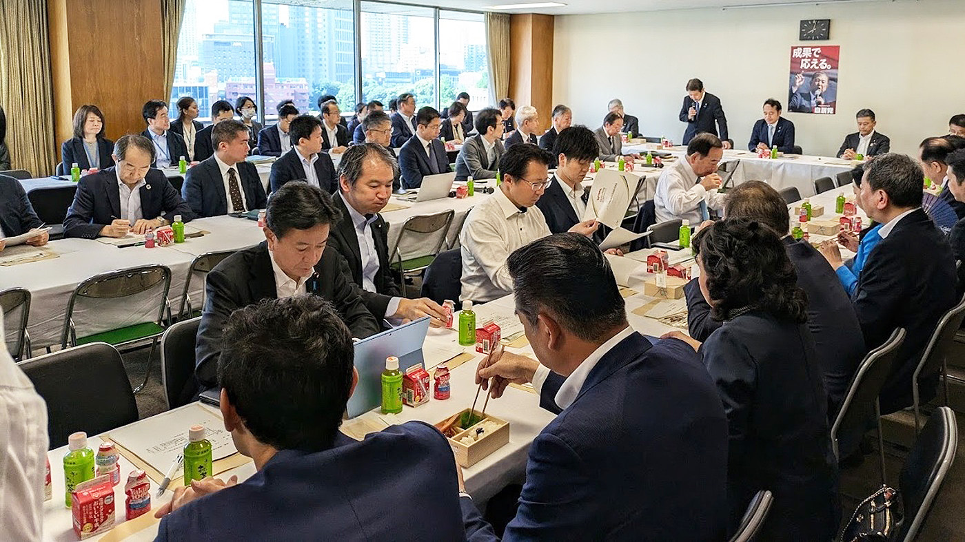 国産乳製品ユーザーや小売り関係者からヒアリングした自民党畜酪委員会