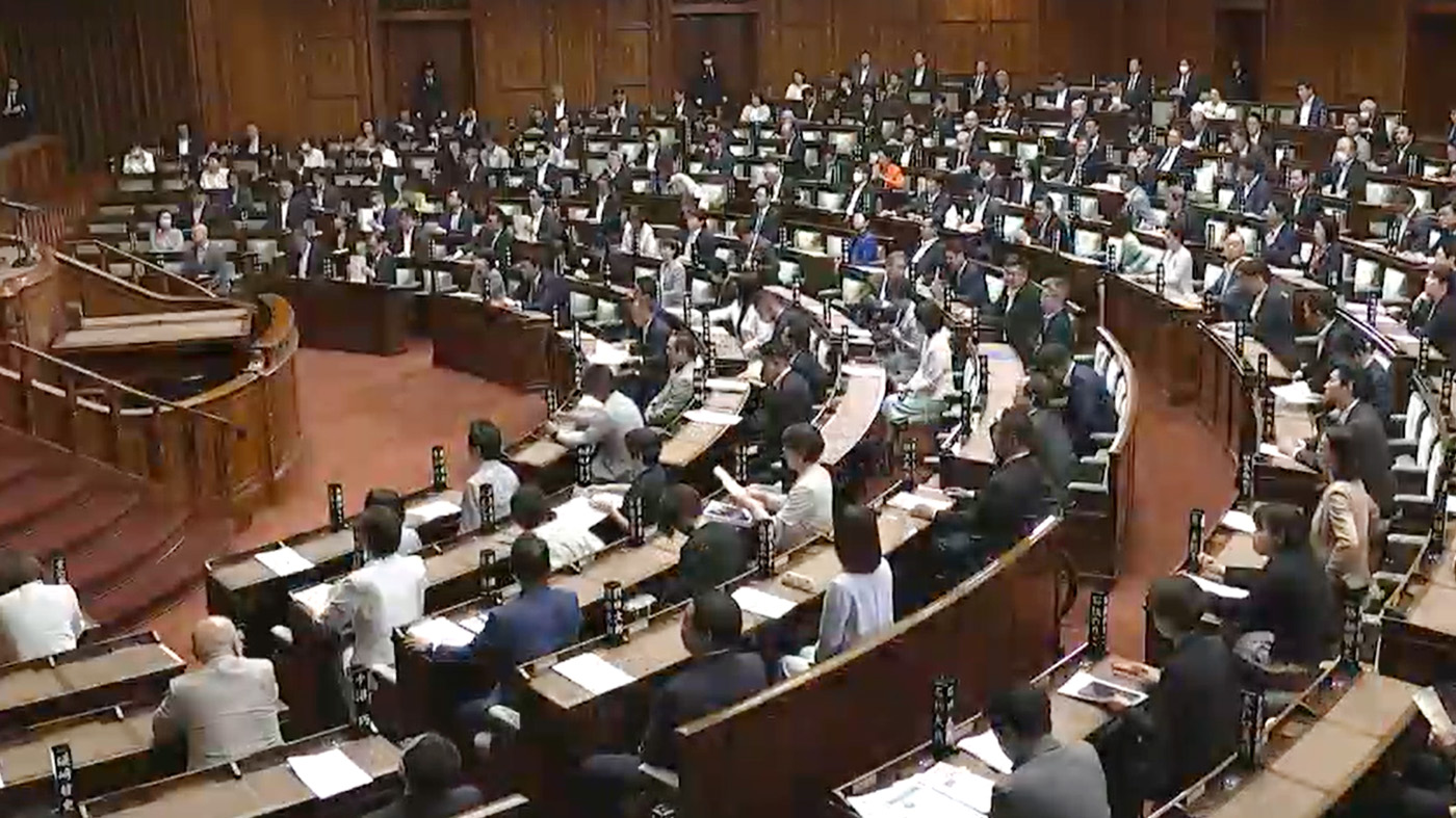 食料システム法を可決した11日の参議院本会議(参議院ホームページから引用)