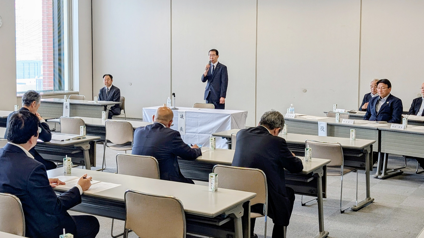 札幌で開かれた北海道酪農畜産協会の通常総会