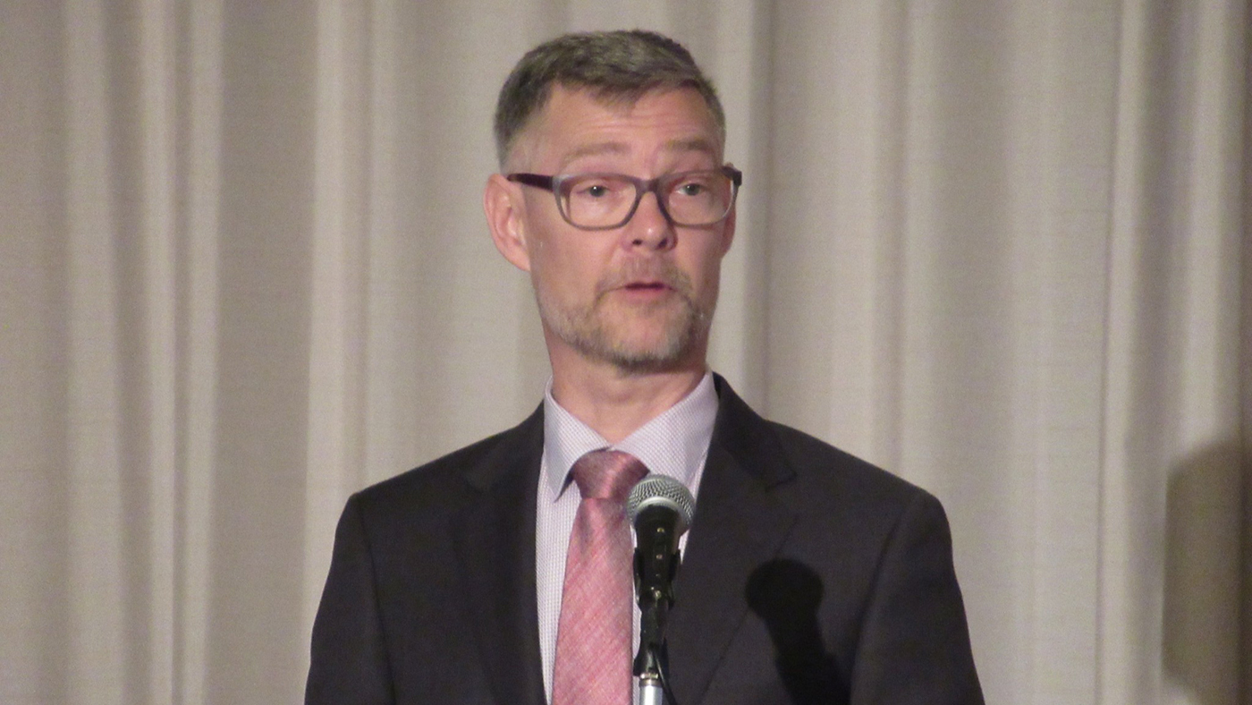 講演するDAの新CEO、マシュー・シェイファー博士