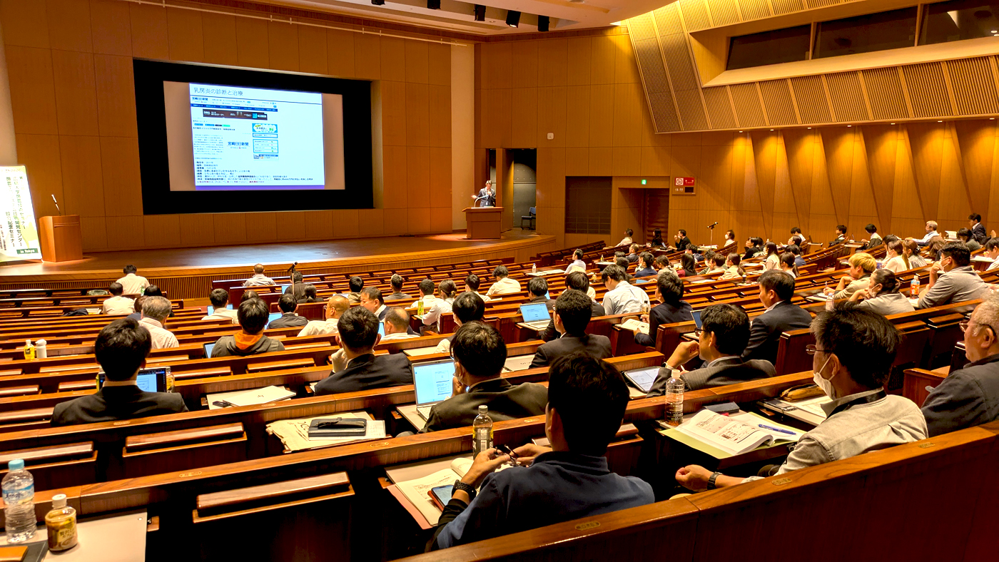 セミナーではスマート酪農の研究発表が関心を集めた