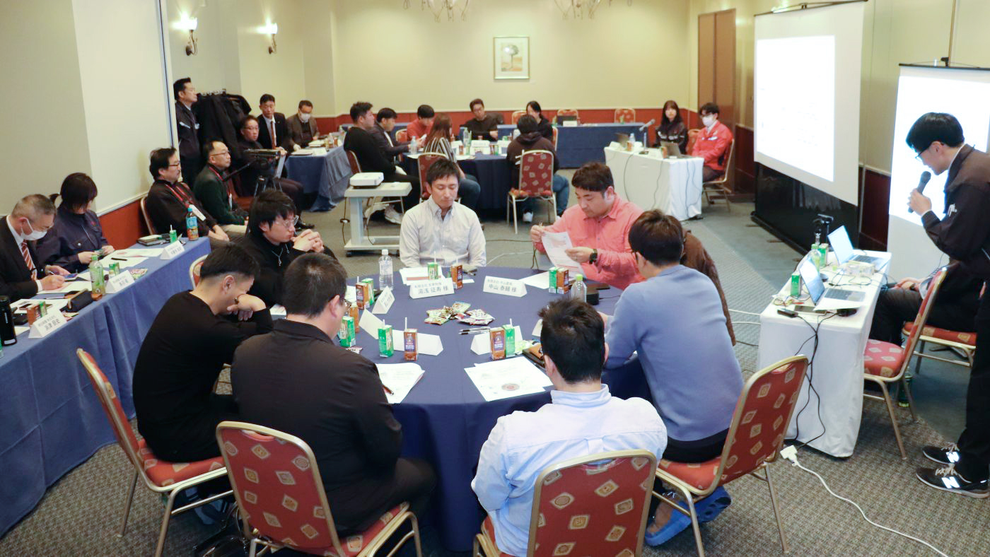 北海道のMDA MEETINGでは道内の酪農家が人材確保をテーマにディスカッション