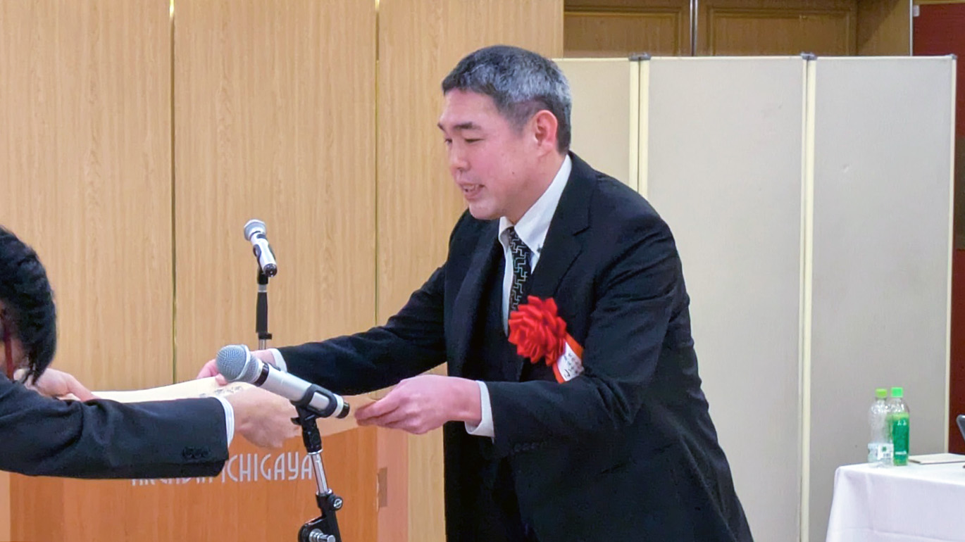 農水大臣賞を受賞した小平高也代表