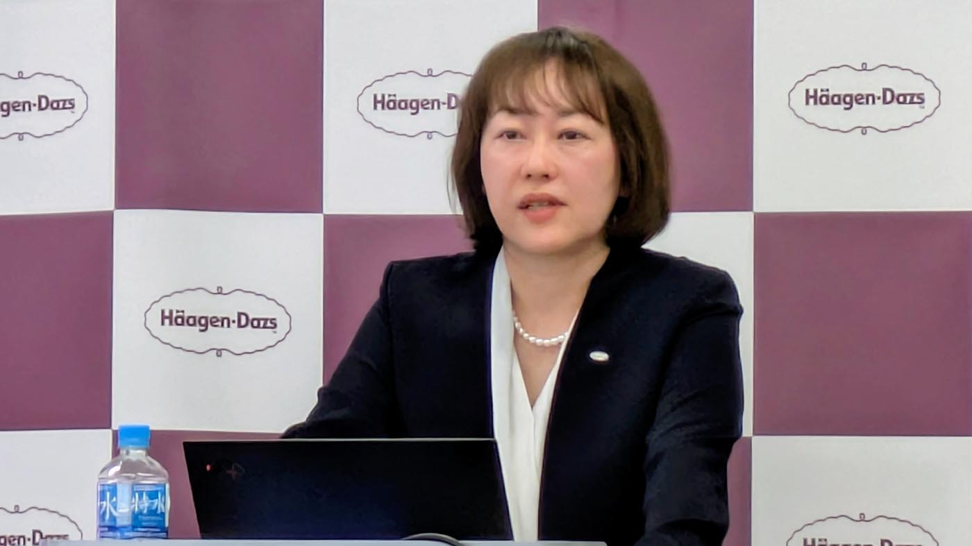 26年度事業計画を発表する五十嵐亨子社長