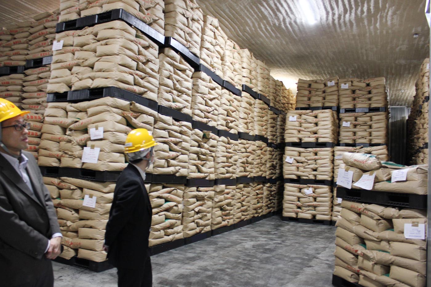 茨城県内の倉庫に集まってきた脱脂粉乳