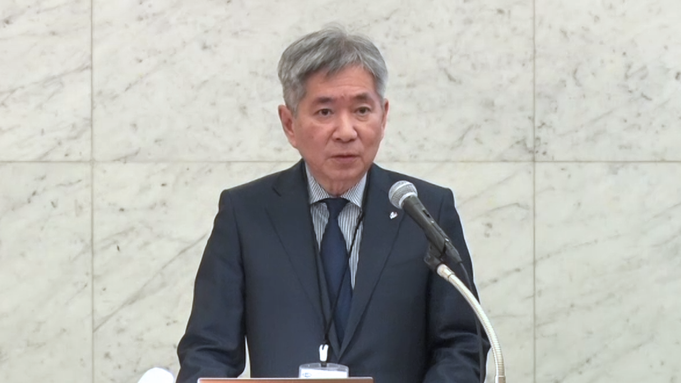 主催者挨拶する大貫陽一会長