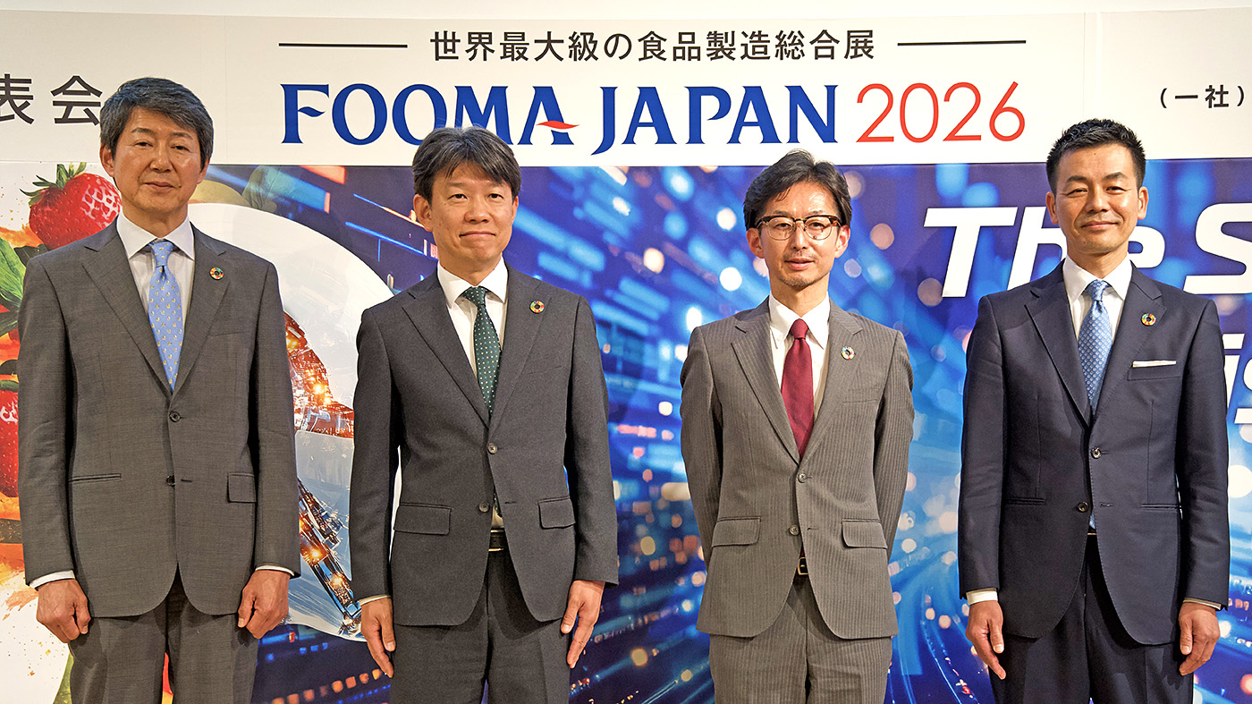 左から井上宏一専務、林純一副委員長、尾上稔委員長、新原洋介副委員長（開催概要の記者発表会で）