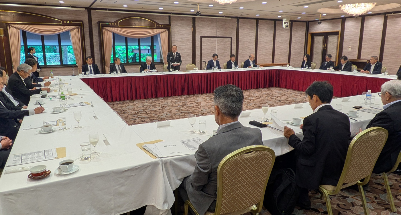 24日に開かれた全国酪農協会の通常総会