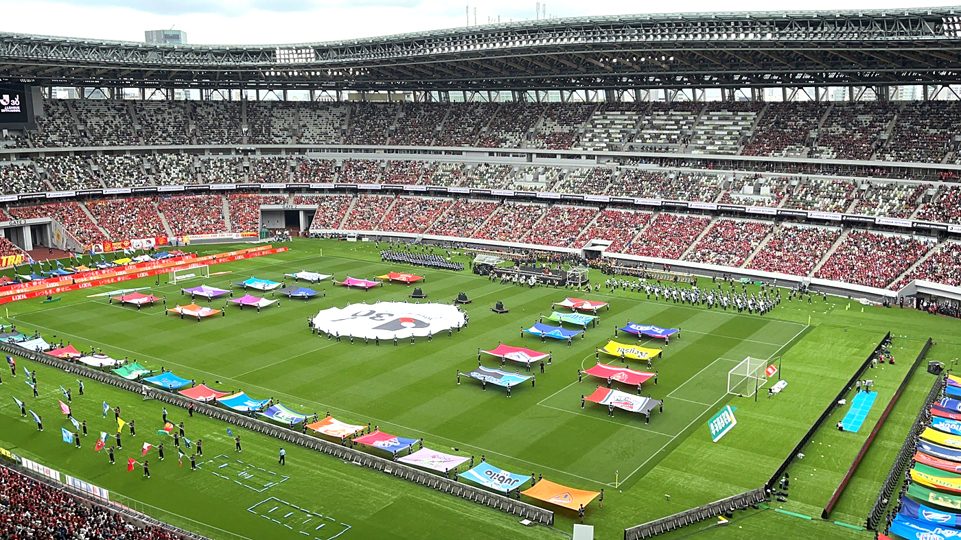 7日に新シーズンが開幕するJリーグ（画像はJリーグ30周年を迎えた2023年に国立競技場で）